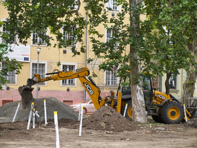 Munkálatok a Benczúr téren - fotó Szarka Lajos