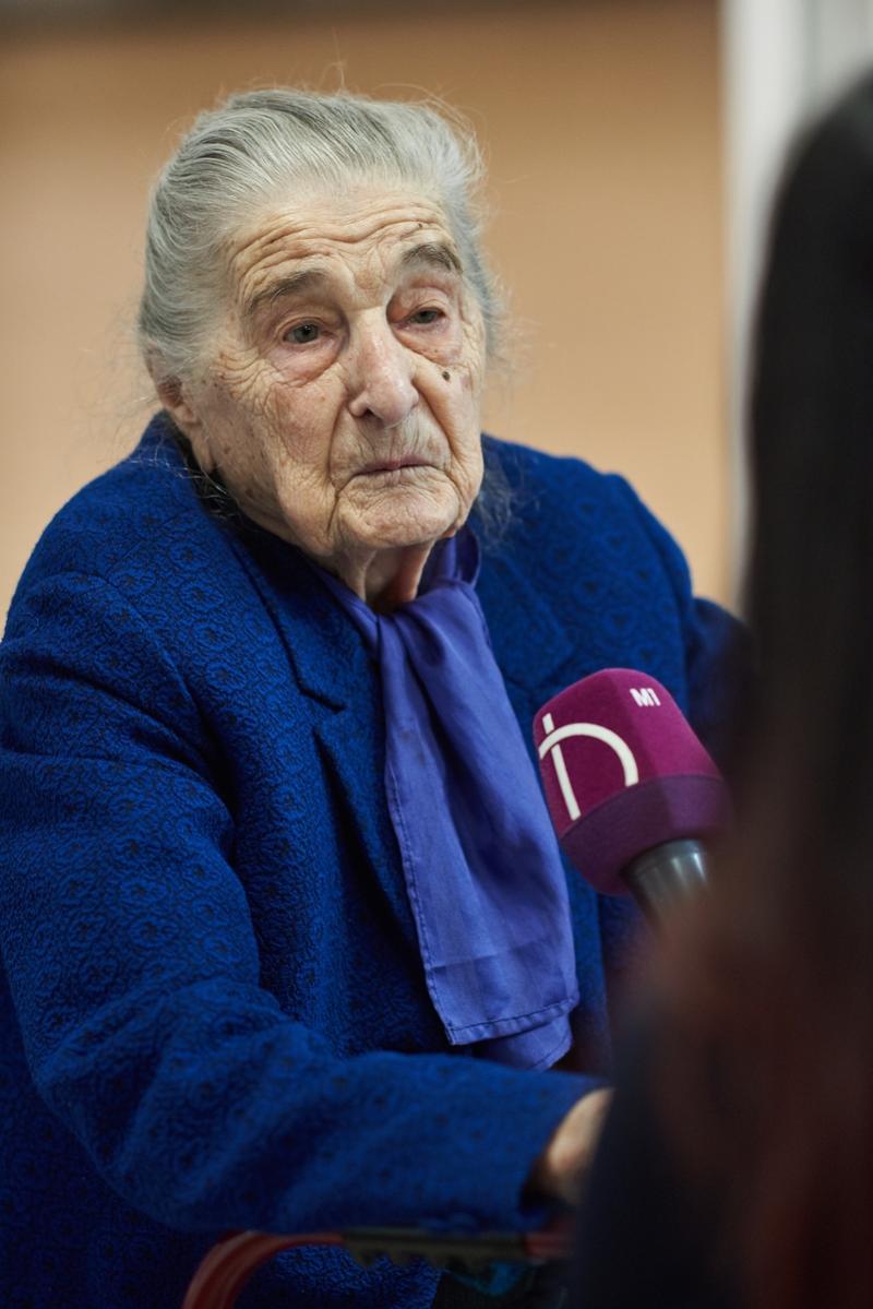 100. életévét betöltő szavazó, Ilona néni
