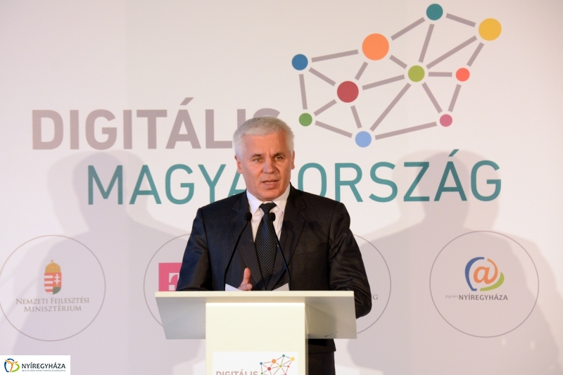 Digitális Magyarország Sajtótájékoztató Nyíregyházán