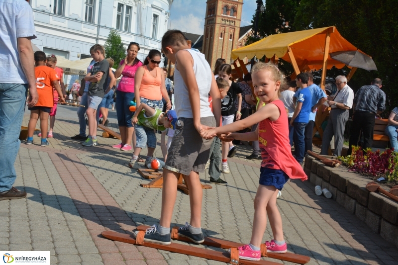 Városi Gyermeknap a Kossuth téren