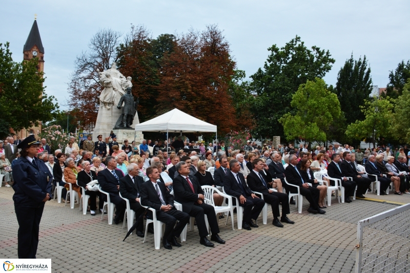 Augusztus 20. - Ünnepség a Kossuth téren