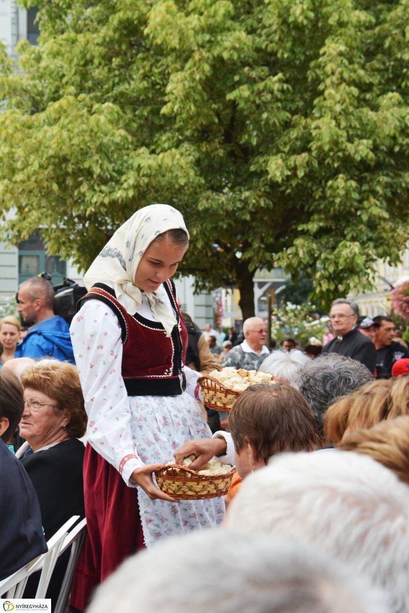 Augusztus 20. - Ünnepség a Kossuth téren