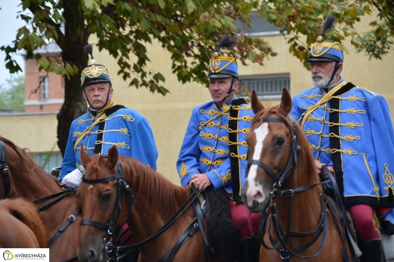 Huszártalálkozó