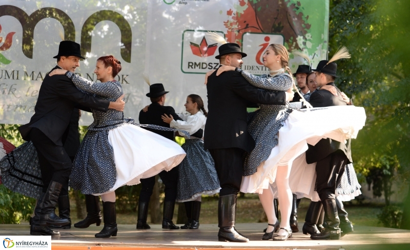 Szatmárnémetiben táncolt a Szabolcs Néptáncegyüttes