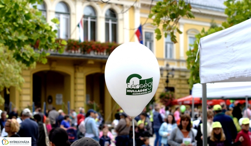 Szelektív Szombat a Kossuth téren 1