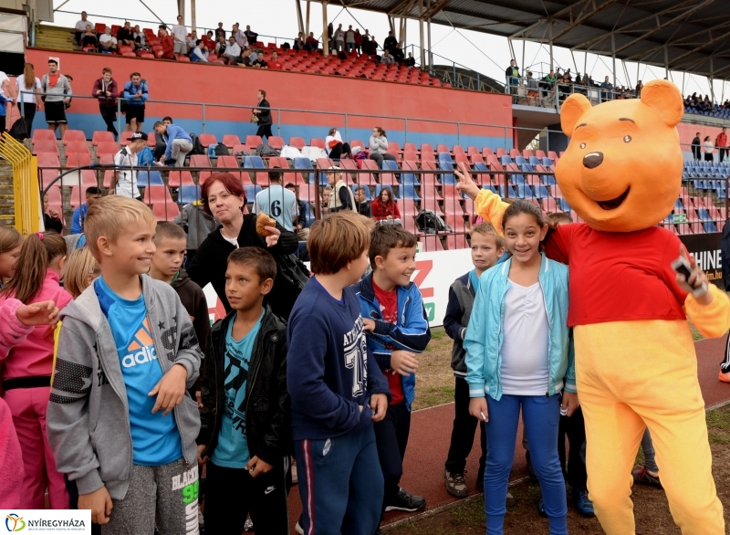 Diáksportnap a Városi Stadionban