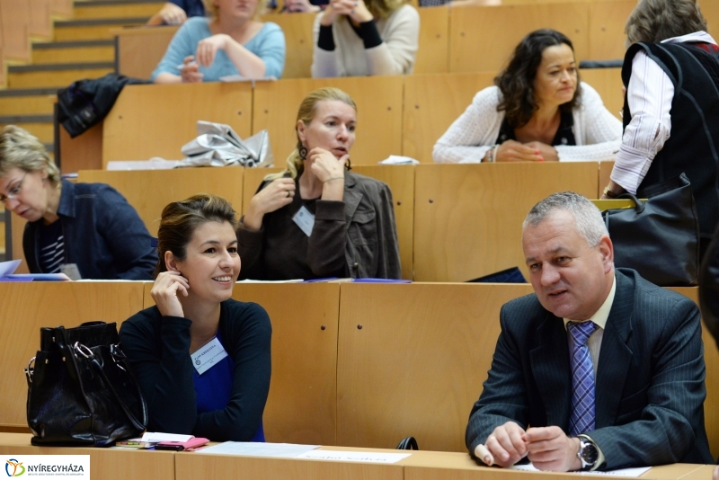 Nyelvtudással Európába-konferencia a Nyíregyházi Főiskolán