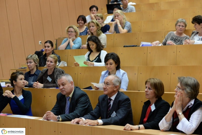 Nyelvtudással Európába-konferencia a Nyíregyházi Főiskolán