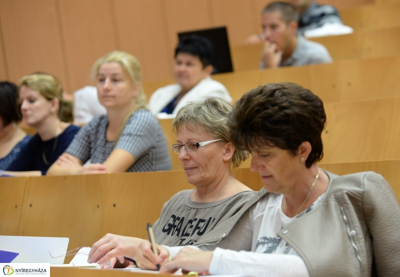 Nyelvtudással Európába-konferencia a Nyíregyházi Főiskolán