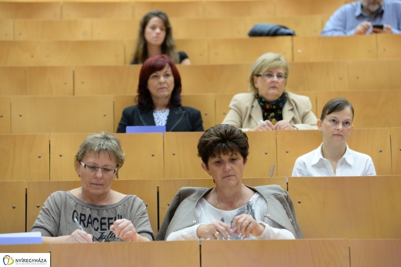 Nyelvtudással Európába-konferencia a Nyíregyházi Főiskolán