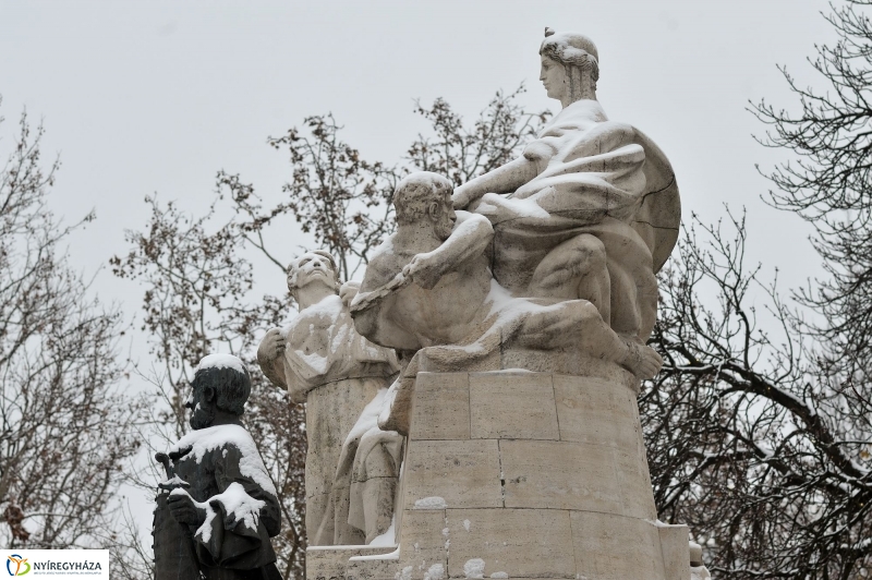 Téli szobrok Nyíregyházán