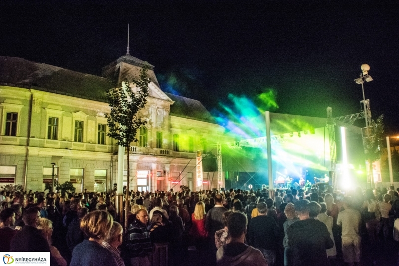Budapest Bár koncert a VIDOR Fesztiválon
