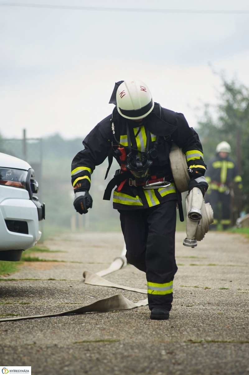 Tűzoltóverseny Kőlaposon - fotó Szarka Lajos
