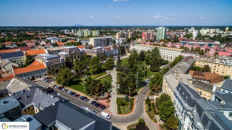 Belvárosi hangulatkékepek a Vidor Fesztivál előkészületeiről - fotó Kohut Árpád