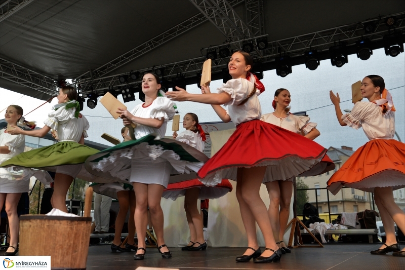 Rozmarija együttes fellépése a Tirpák Fesztiválon-fotó Trifonov Éva