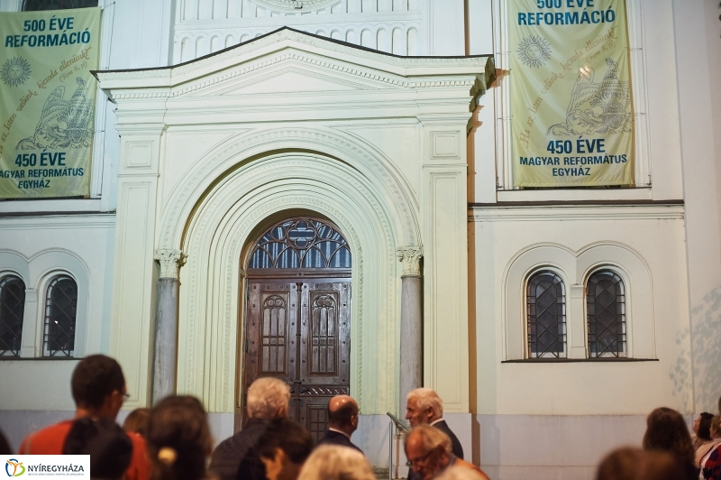 Református templom díszvilágítása - fotó Szarka Lajos