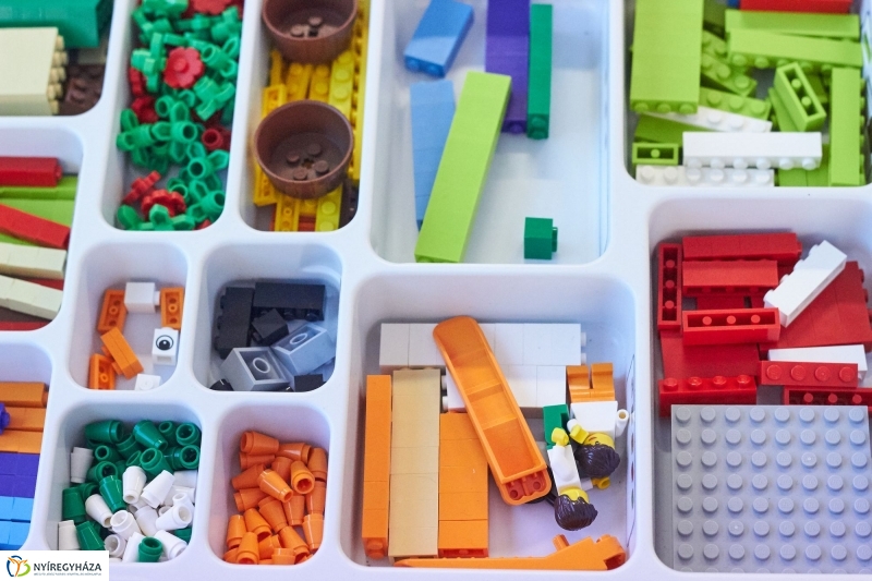 LEGO Education az egyetemen - fotó Szarka Lajos
