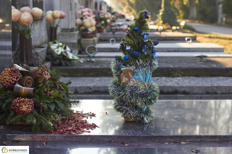 Átadták az Északi temető kerítését - fotó Szarka Lajos