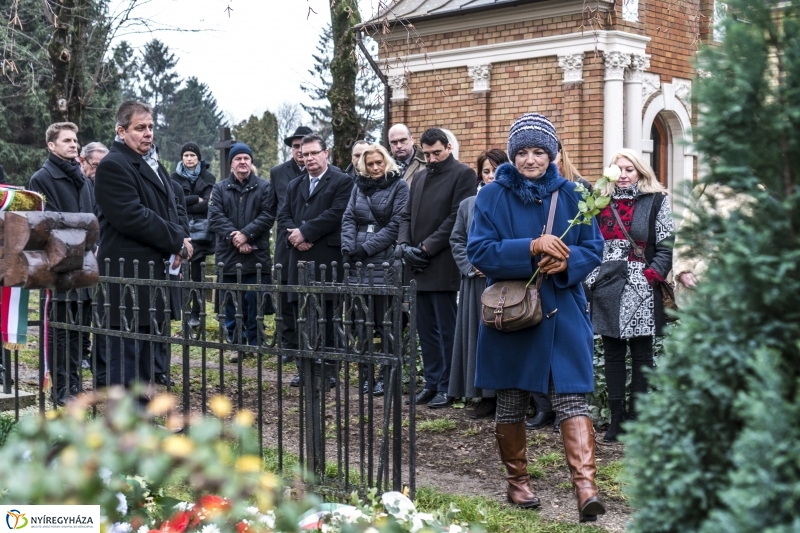 Emlékünnepség az Északi temetőben - fotó Kohut Árpád