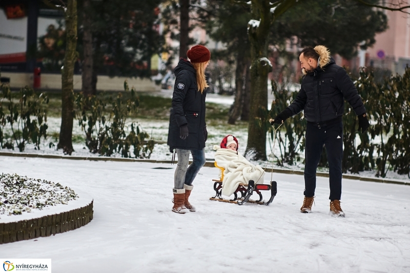 Téli pillanatok a belvárosban - fotó Szarka Lajos