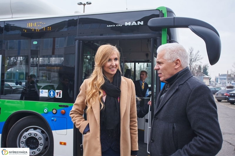 Új busz a fejlesztések útvonalán 2 - fotó Szarka Lajos
