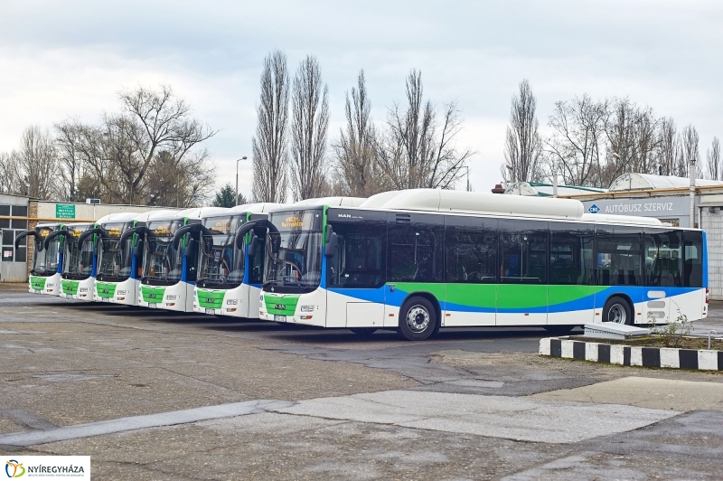 Vonalbejárás az új buszokkal - fotó Szarka Lajos