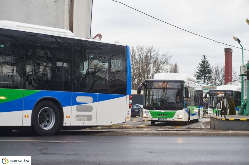 Vonalbejárás az új buszokkal - fotó Szarka Lajos