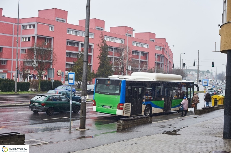 Új buszok szolgálatban - fotó Szarka Lajos