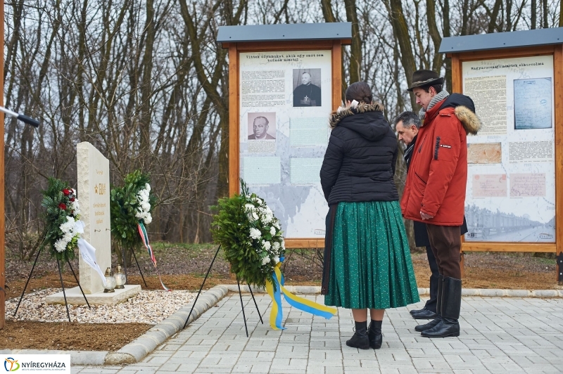 Emléknapi műsor az áldozatokról - fotó Szarka Lajos