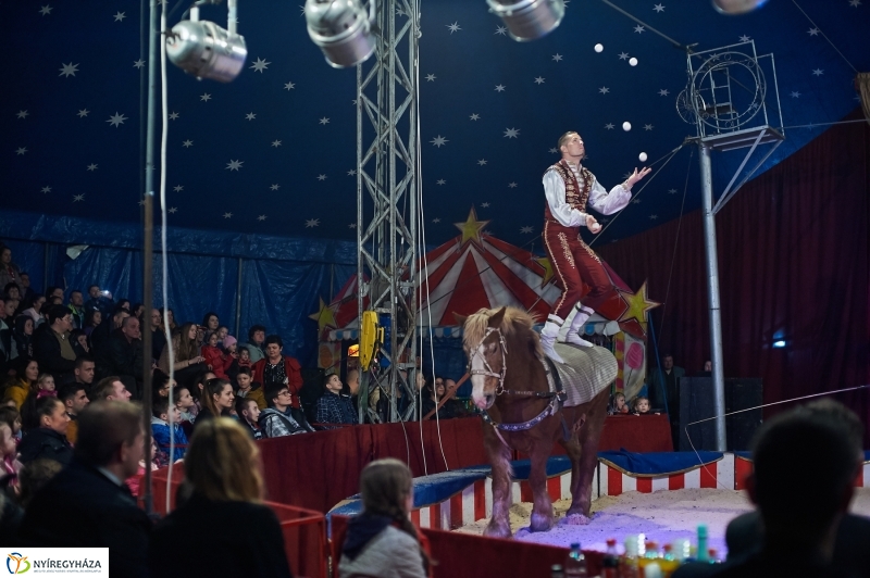 Circus America Nyíregyházán - fotó Szarka Lajos