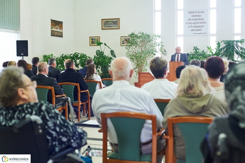 Felújítás a Szivárvány Idősek Otthonában - fotó Szarka Lajos