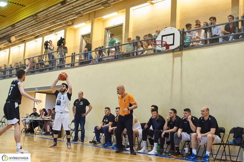 NYIKSE-Debrecen férfi kosárlabda - fotó Szarka Lajos