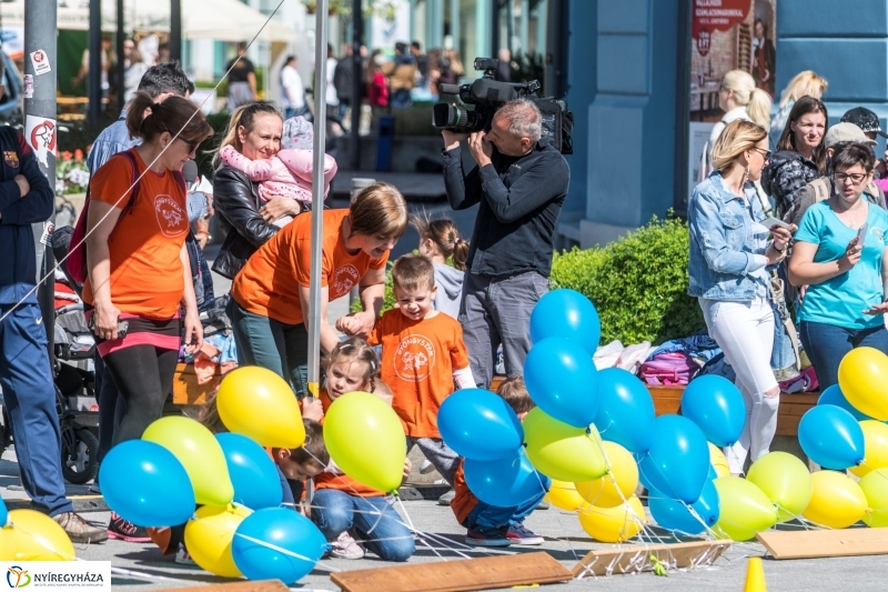 Helló Nyíregyháza megnyitó és ovis sorverseny - fotó Kohut Árpád