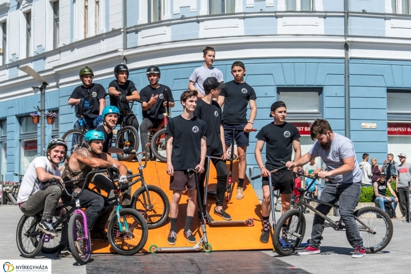 Bmx bemutató a Hello Nyíregyházán - fotó Kohut Árpád