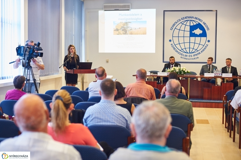 Munkaügyi konferencia az iparkamarában - fotó Szarka Lajos