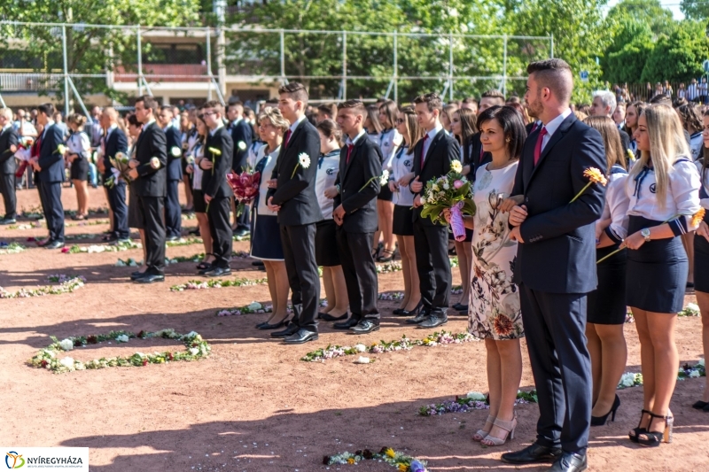 Ballagás a Vasvári Pál Gimnáziumban 1. - Fotó Kohut Árpád