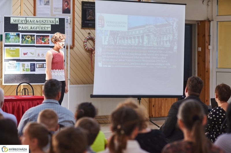 Rajz pályázat eredményhirdetése a Petőfi iskolában- fotó Szarka Lajos