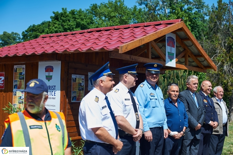 Tourist Police Információs Pont Sóstón - fotó Szarka Lajos