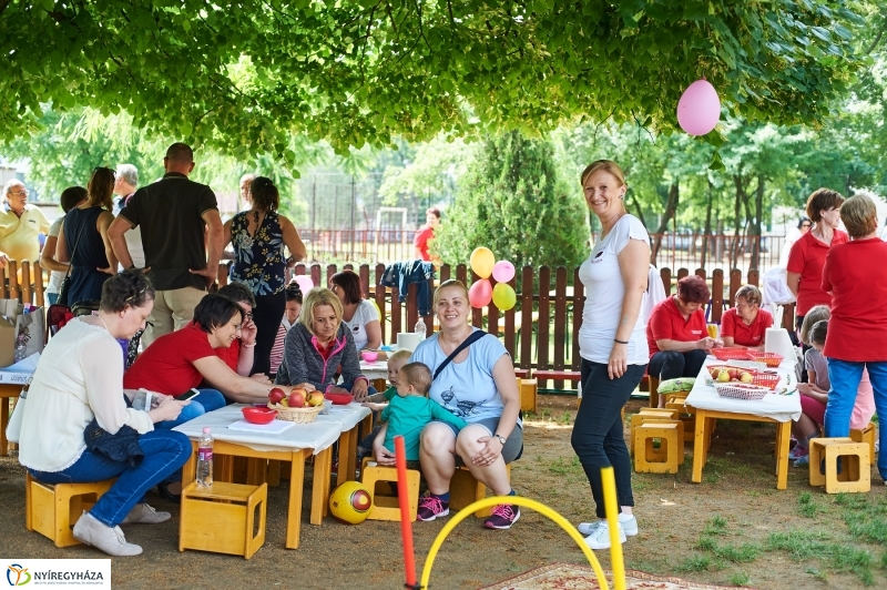 Roadshow a Katica bölcsődében - fotó Szarka Lajos