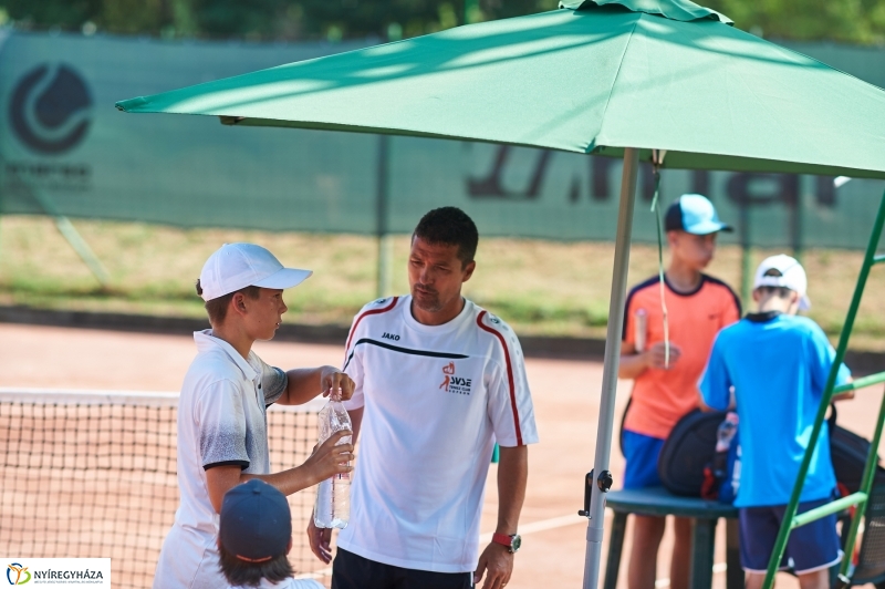 Tenisz verseny Nyíregyházán - fotó Szarka Lajos