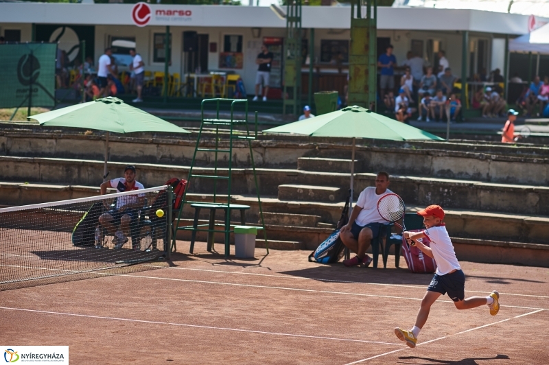 Tenisz verseny Nyíregyházán - fotó Szarka Lajos