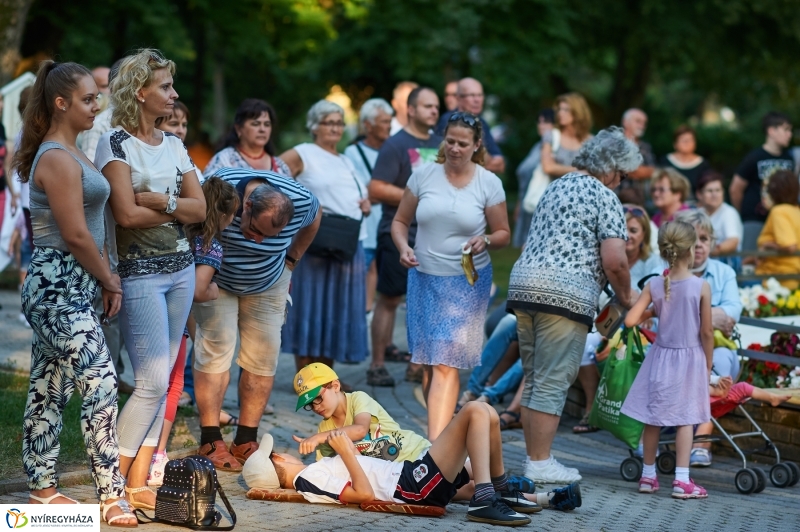 Sóstó, piac, Mentha - fotó Szarka Lajos