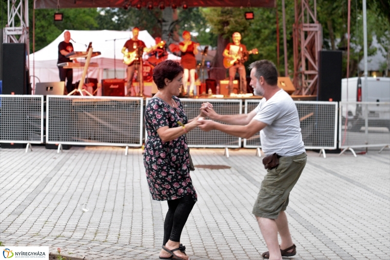 A Polip Band is fellépett a Sárkányhajó Fesztiválon-fotó Trifonov Éva