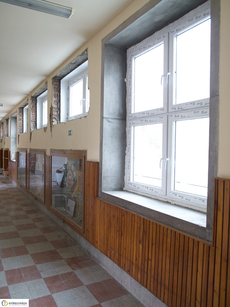 Felújítják a Zrínyi gimnáziumot - fotó Szarka Lajos