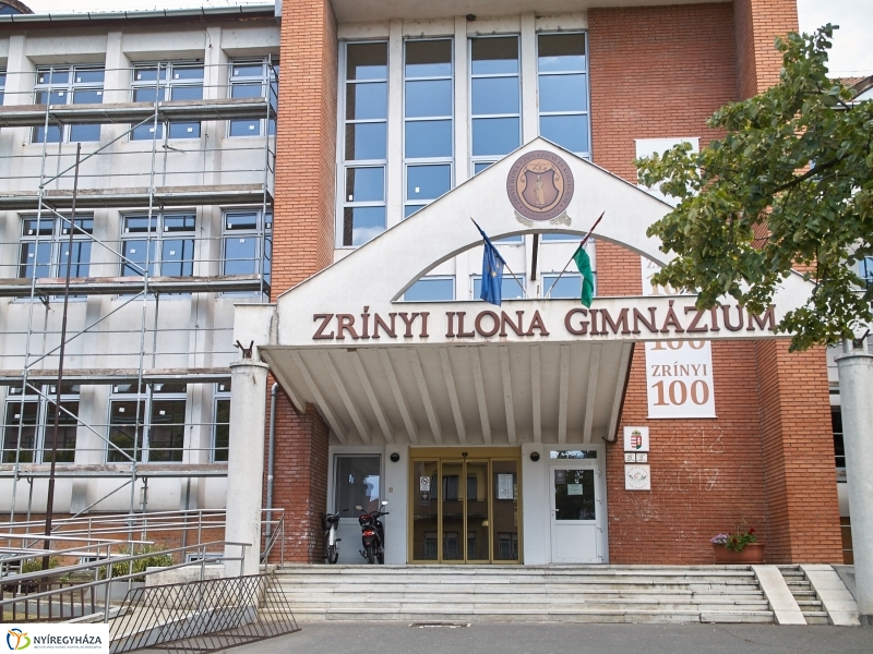 Felújítják a Zrínyi gimnáziumot - fotó Szarka Lajos