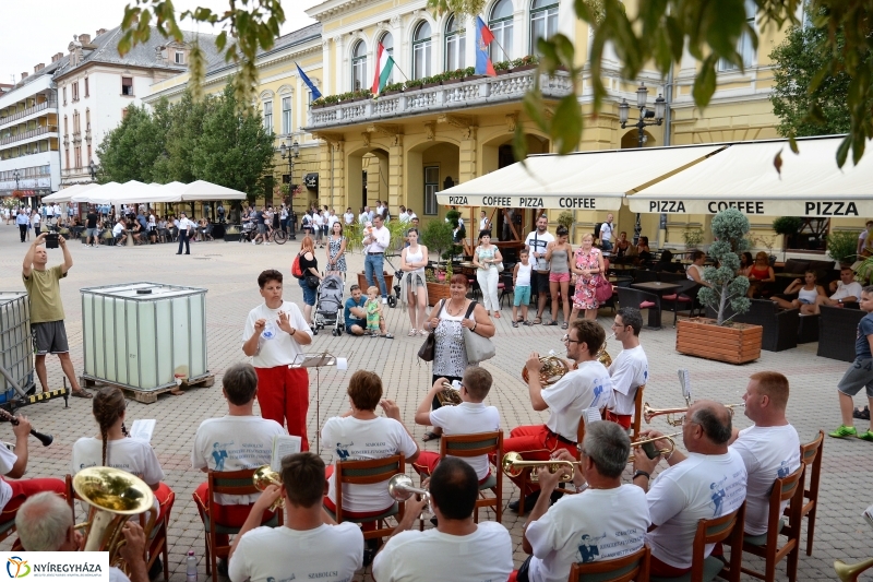 Sporttalálkozó megnyitó a Kossuth téren -fotó Trifonov Éva