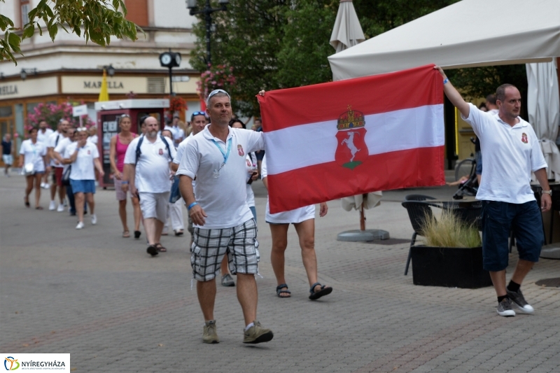 Sporttalálkozó megnyitó a Kossuth téren -fotó Trifonov Éva