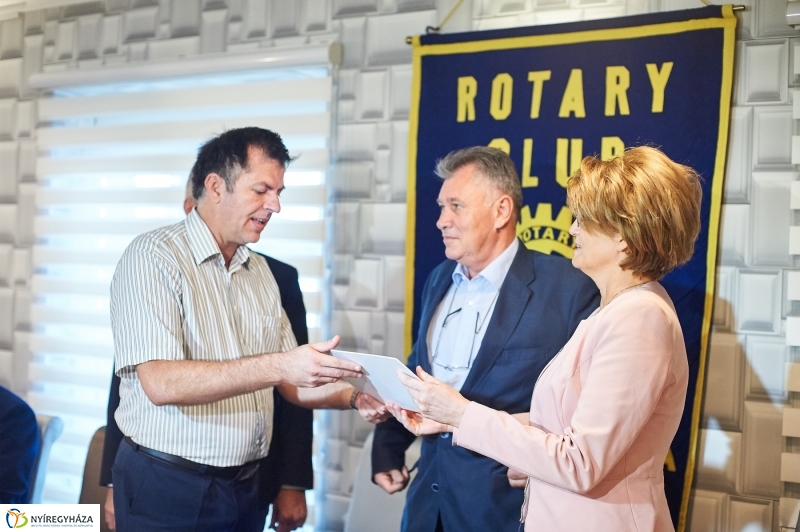 Rotary adomány a kórháznak - fotó Szarka Lajos