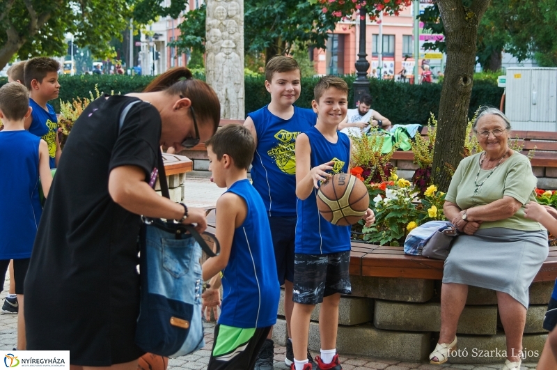 Streetball a belvárosban - fotó Szarka Lajos