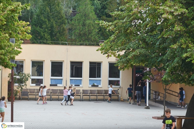 Fejlesztés az Apáczai iskolában - fotó Szarka Lajos